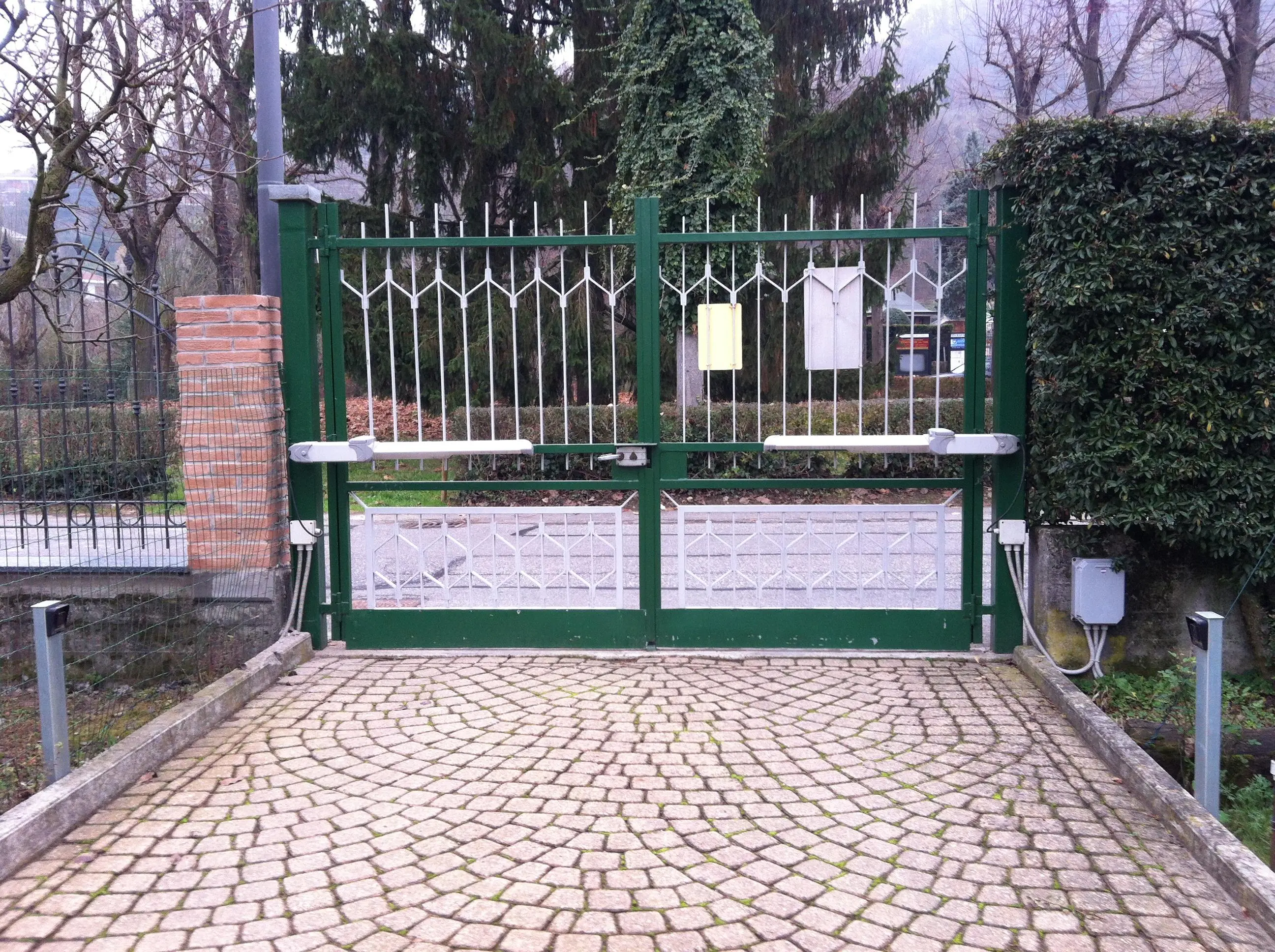 Cancello a battente